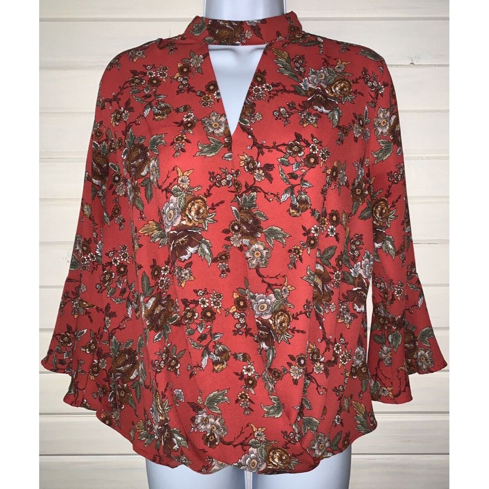 Monteau Los Angeles Sz MEDIUM Coral Red Floral Pullover Blouse Keyhole Boho EUC